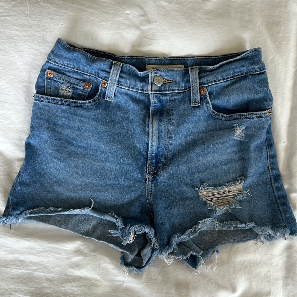 Levi’s Cutoff Jean Shorts, size 28